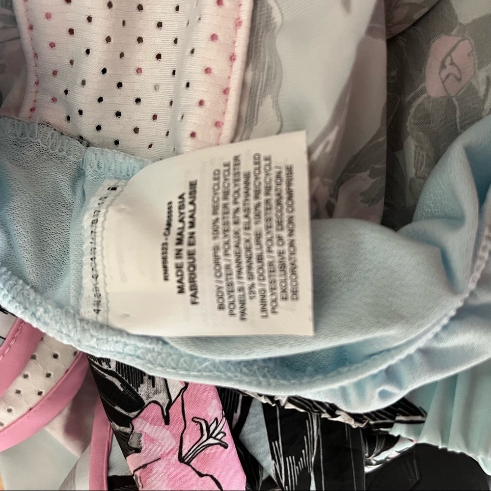 NIKE sz S Running Shorts Hyper Femme Floral Print Blue Pink - Picture 6 of 6